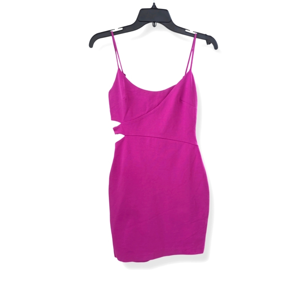 Guess Fuchsia Fully Lined Mini Dress (Never Worn) - Picture 5 of 9